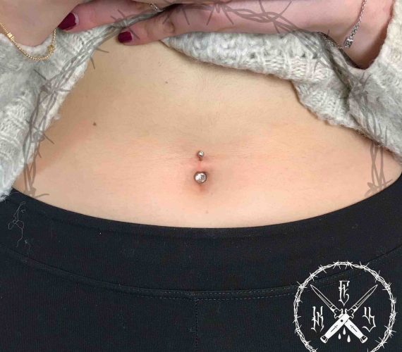 Piercing Ombelico Dettaglio - Soul Skin Ink Tatuaggi Piercing Trucco Permanente Parabiago