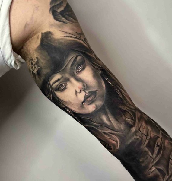 Tatuaggio Realistico Braccio Dettaglio 2 - Soul Skin Ink Tatuaggi Piercing Trucco Permanente Parabiago